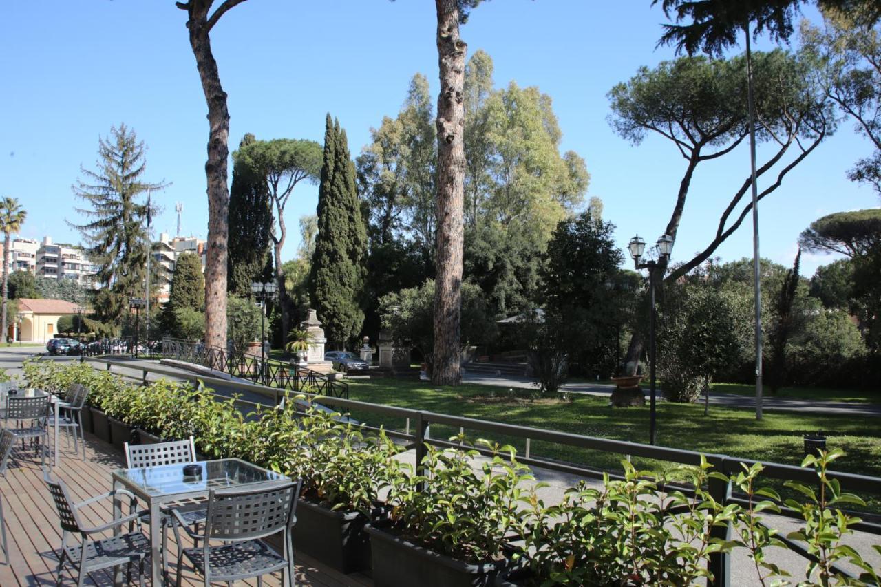 Th Roma - Carpegna Palace Hotel Exterior photo